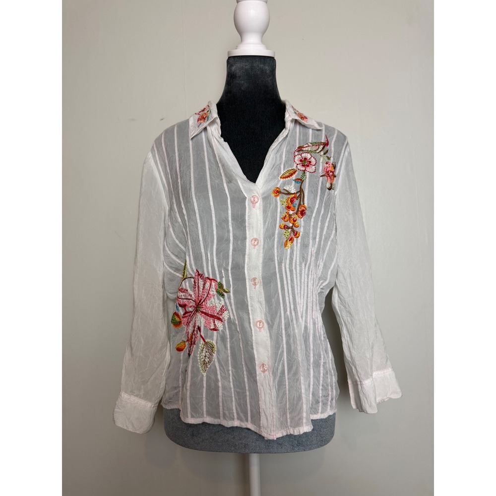Johnny Was White Crinkle Embroidered Floral Pintuck Button Down Shirt flowy boho